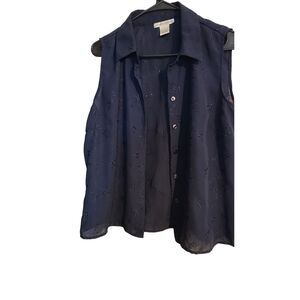 Michele Michelle navy blue eyelet sleeveless button up top size‎ Large